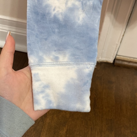 Aerie Light Blue and White Tie-Dye Hoodie - Picture 5 of 9